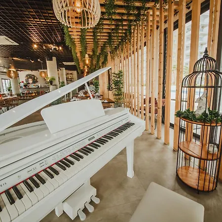 Cornelius Cosy In Caesar & 아파트 *