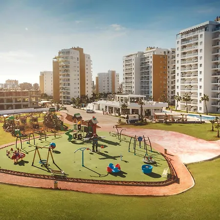 Cornelius Cosy In Caesar & 아파트