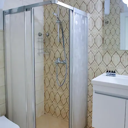 Cornelius Cosy In Caesar & 아파트