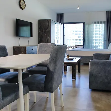 Comfort Standard Caesar & Апартаменты Perivolia tou Trikomou
